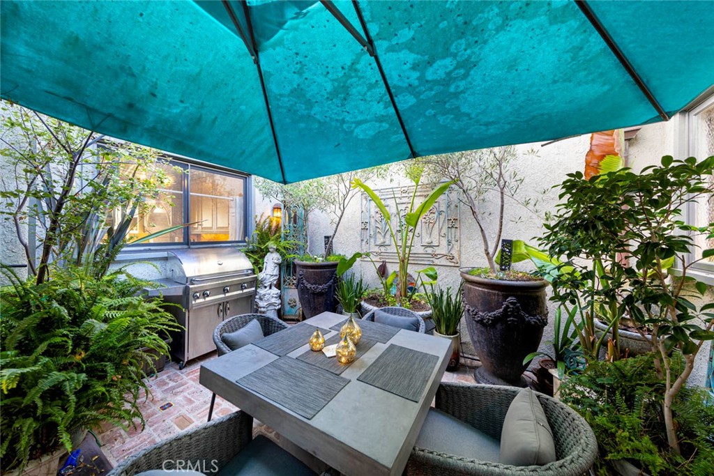 29 Montpellier Newport Beach, CA 92660 - Photo 10 of 49