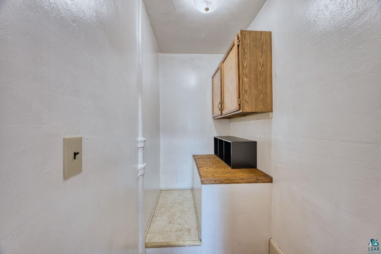 4191 Kerr Location Hibbing, MN 55746 - Photo 13 of 37 View of washroom