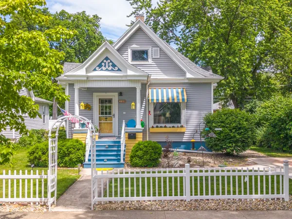 $120,000 | 729 West Henry Street, Pontiac, IL 61764