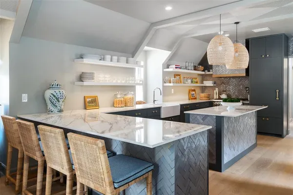 $15,995,000 | 13660 Blue Sky Drive, Malakoff, TX 75148