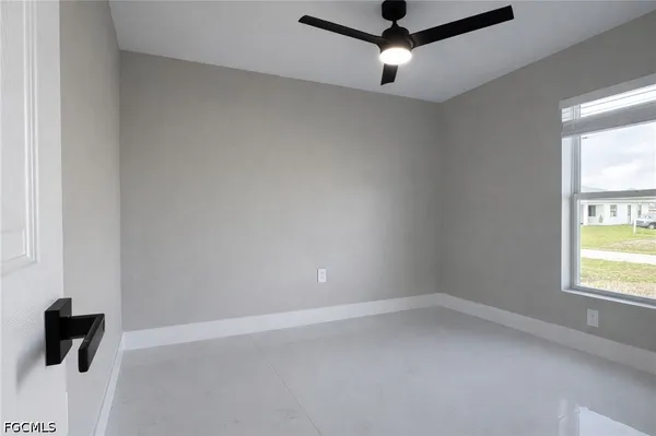 $2,195 | 111 Northwest 19th Place, Cape Coral, FL 33993