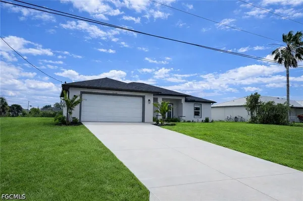 $2,195 | 111 Northwest 19th Place, Cape Coral, FL 33993