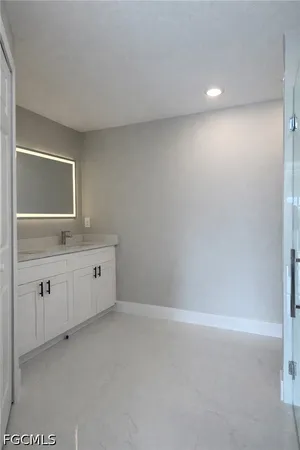 $2,195 | 111 Northwest 19th Place, Cape Coral, FL 33993