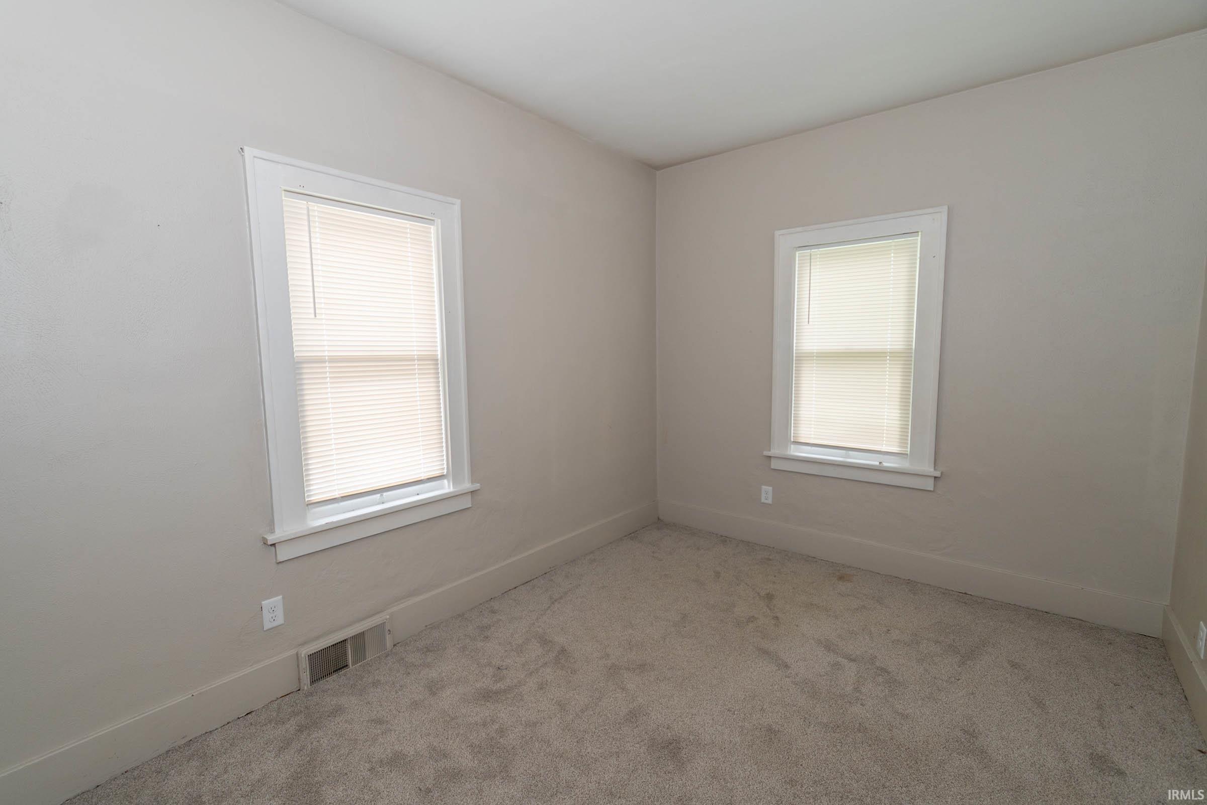 1722 Nash Street South Bend, IN 46613 - Photo 14 of 29