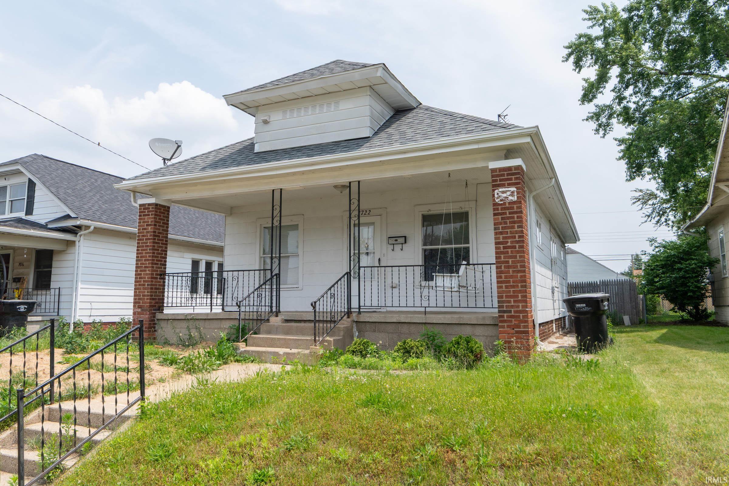 1722 Nash Street South Bend, IN 46613 - Photo 3 of 29