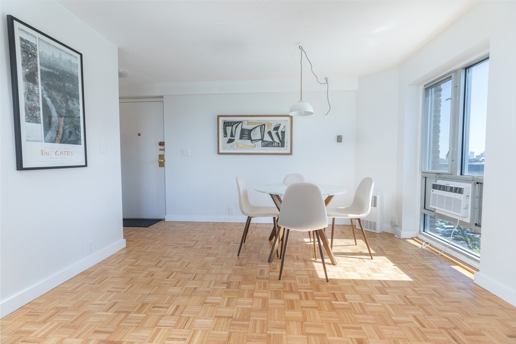 19 Winchester Street, Unit 711 Brookline, MA 02446 - Photo 6 of 25