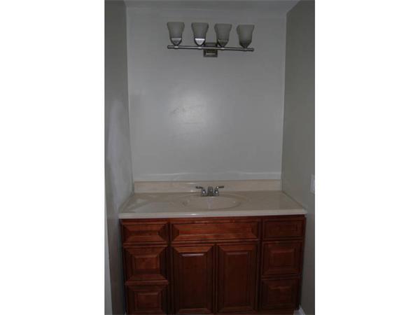 799 Madison Street Fall River, MA 02720 - Photo 5 of 25 Gallery Image 5