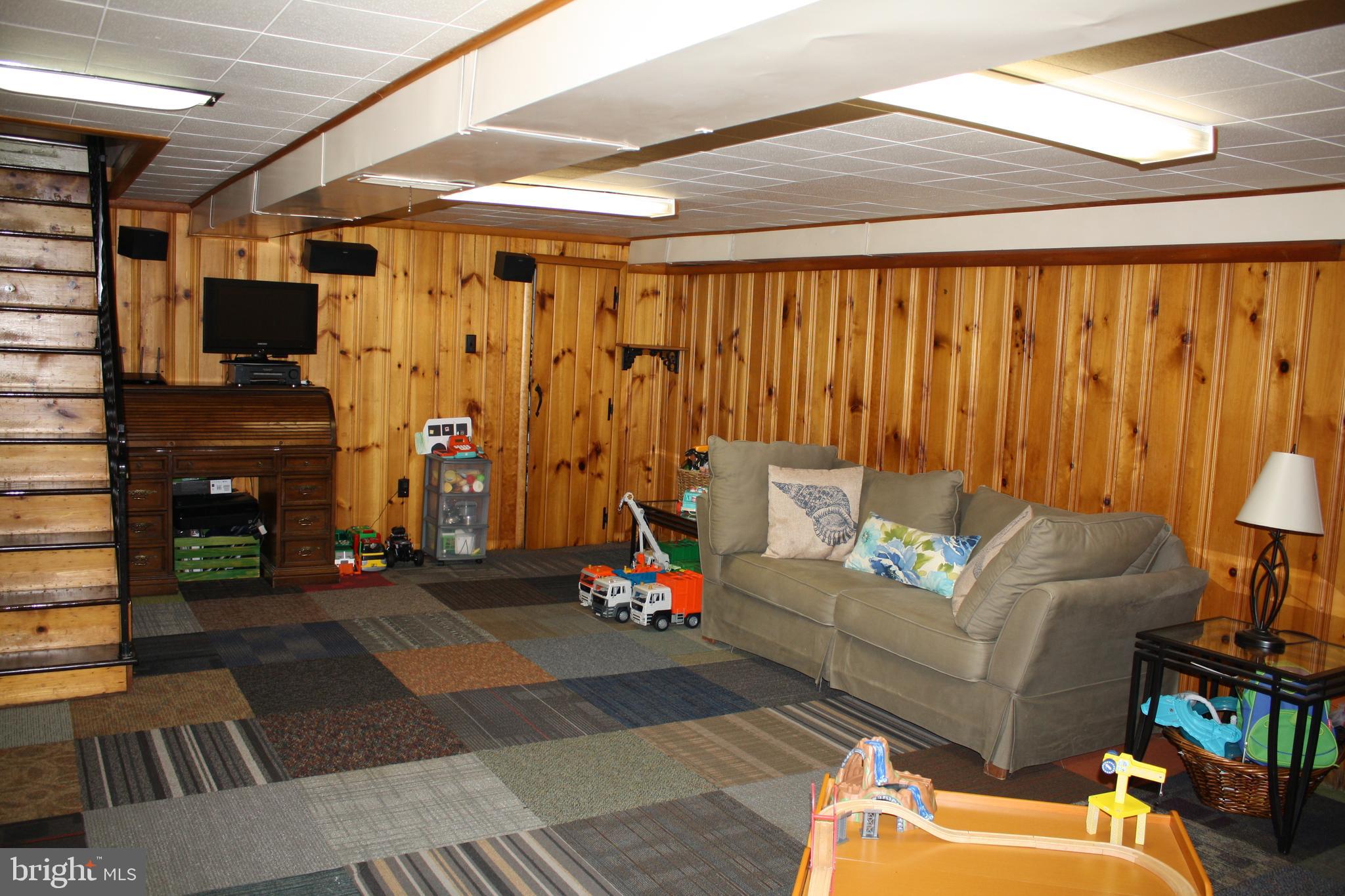 90 Oneida Road Camp Hill, PA 17011 - Photo 24 of 31 Gallery Image 24