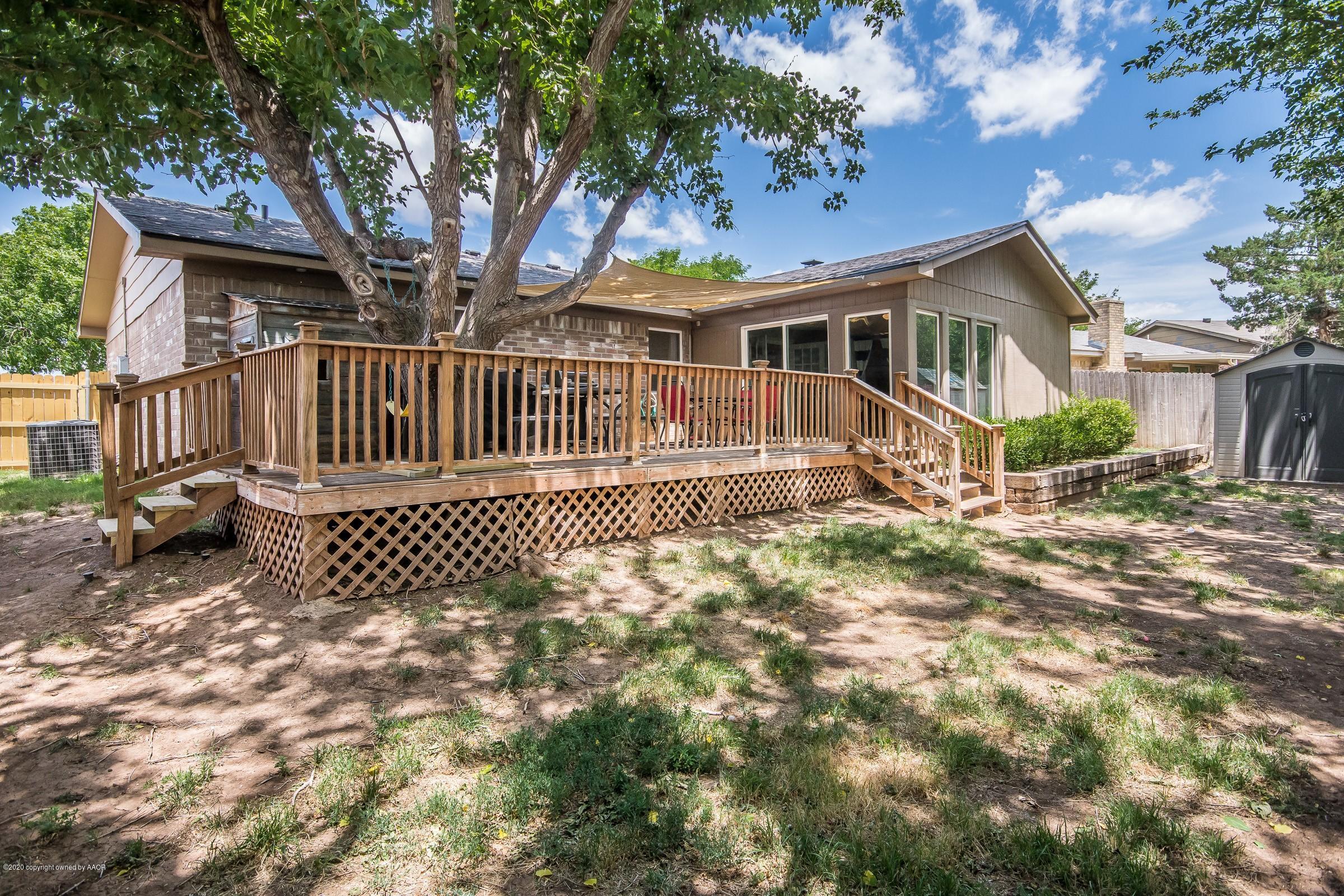 5211 Royce Drive Amarillo, TX 79110 - Photo 20 of 23 020_Back Yard-3