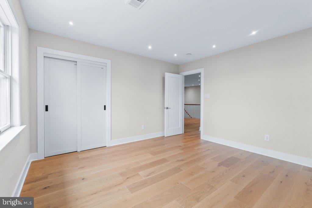 6002 Onondaga Road Bethesda, MD 20816 - Photo 50 of 70