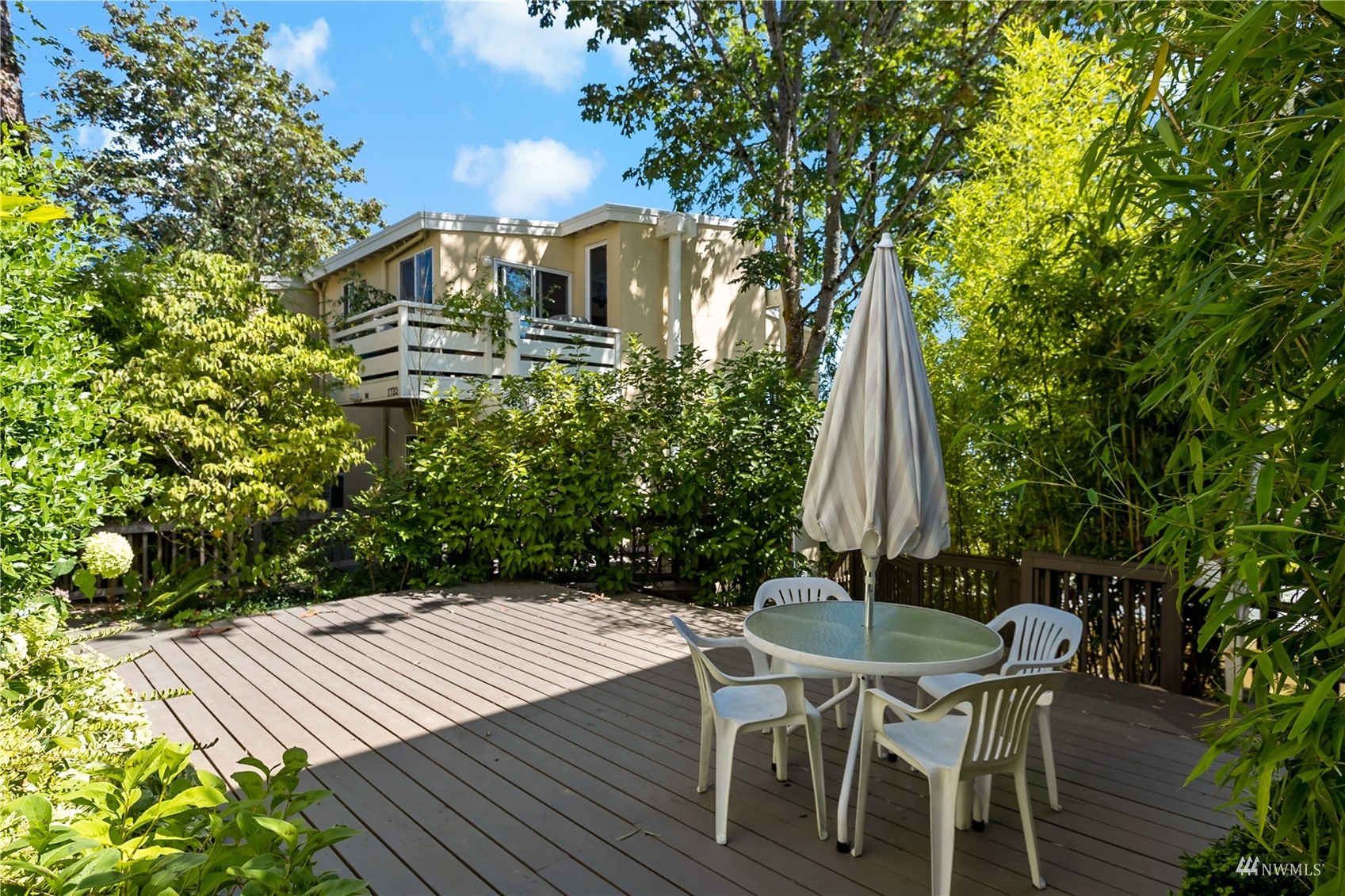 1724 26th Avenue Seattle, WA 98122 - Photo 29 of 37 a view of a table and chairs in patio