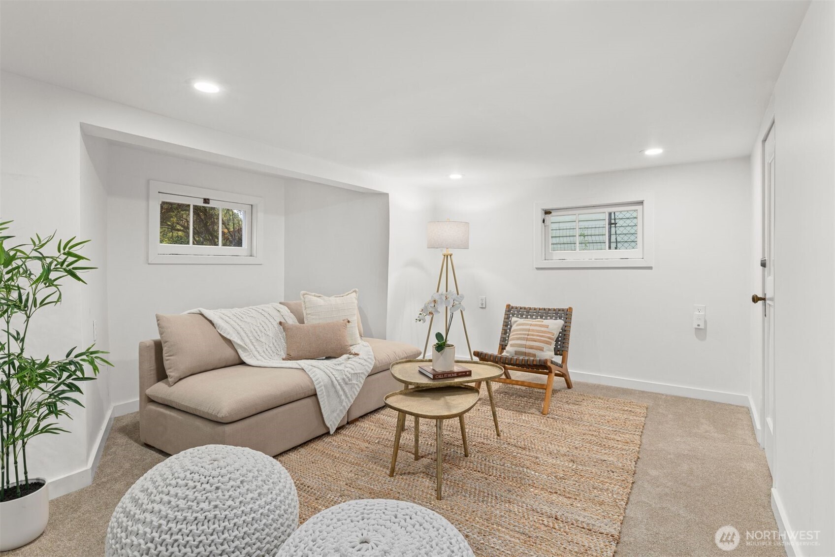 2016 14th Avenue West Seattle, WA 98119 - Photo 17 of 38