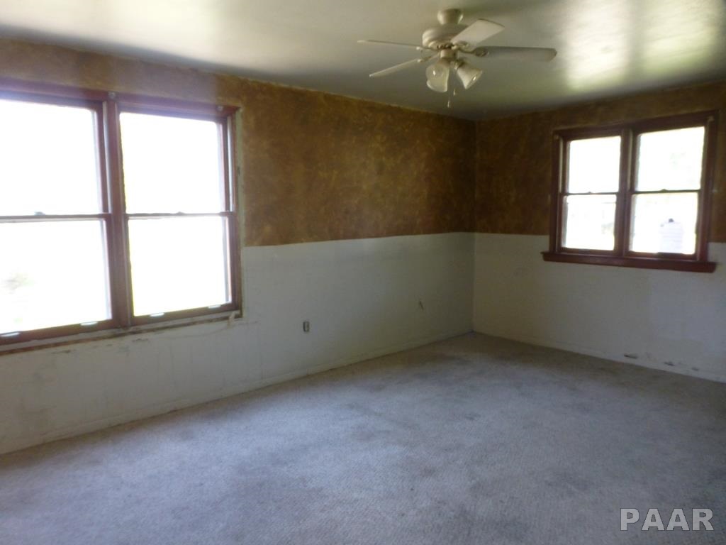 110 Craig Road Marquette Heights, IL 61554 - Photo 5 of 19 Gallery Image 5