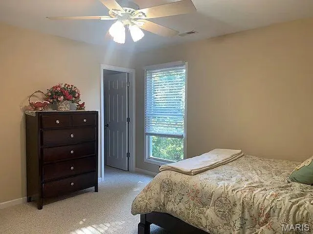 $3,500 | 811 Wheaton Way, Creve Coeur, MO 63141