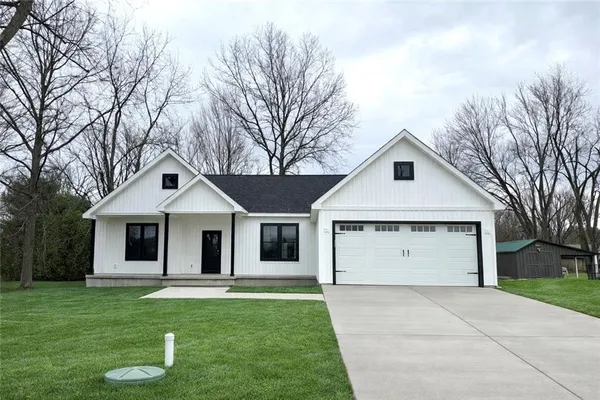 $475,000 | 3154 Spiker Lane, New Castle, PA 16105