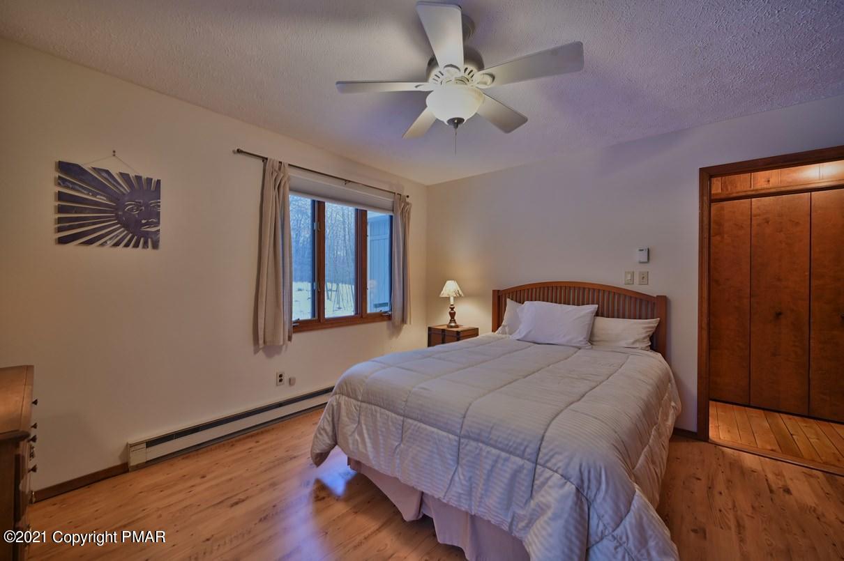 2125 Blue Ox Road Pocono Pines, PA 18350 - Photo 35 of 73 Photo 35