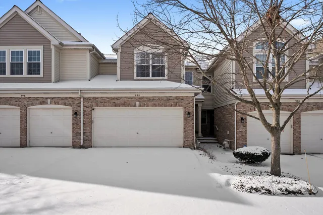 $3,000 | 898 McKenzie Station Drive, Lisle, IL 60532