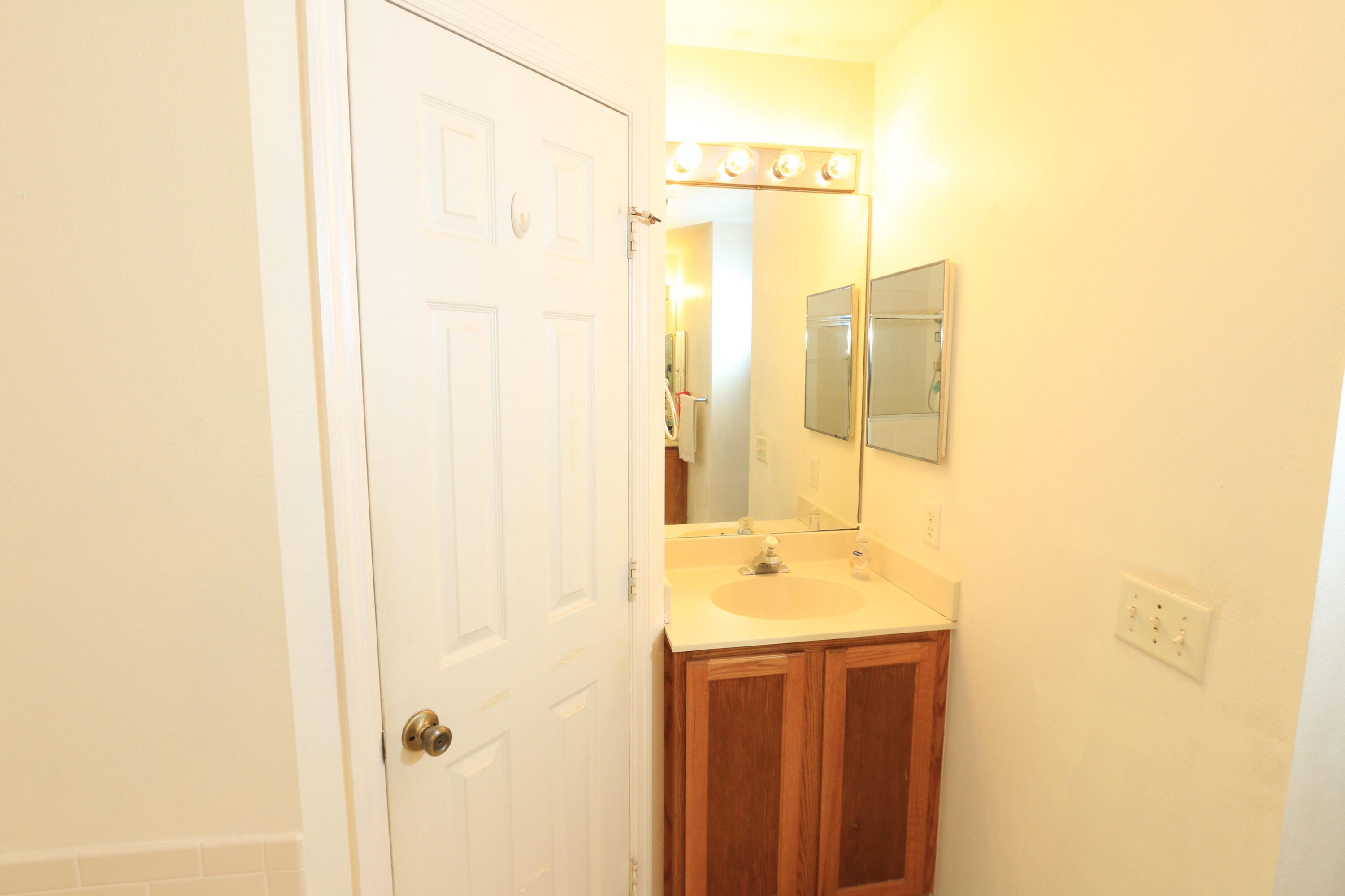 915 Southwest Harvard Road Port St. Lucie, FL 34953 - Photo 26 of 42 IMG_7054