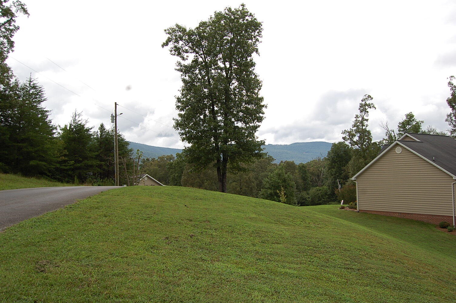 178 Wheeler Ridge Road Dunlap, TN 37327 - Photo 6 of 63 1339863 - 178 Wheeler Ridge Rd 006