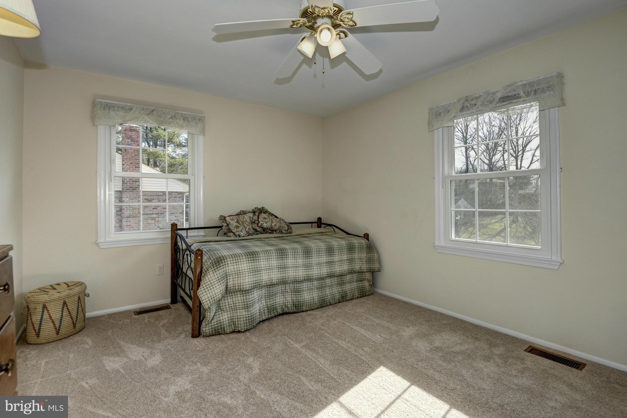 19108 Willow Grove Road Olney, MD 20832 - Photo 16 of 29 Upper Bedroom 2