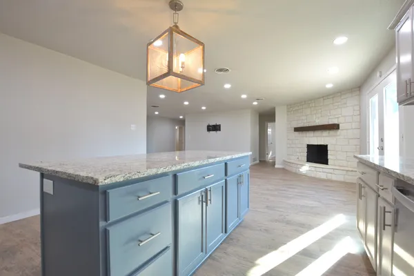 $1,940 | 5227 15th Street, Lubbock, TX 79416