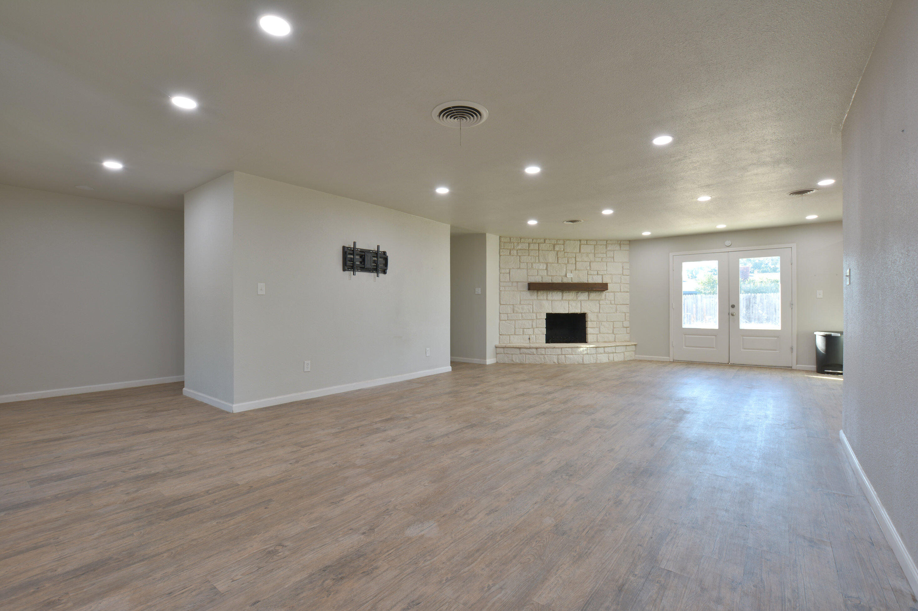 5227 15th Street Lubbock, TX 79416 - Photo 5 of 24 5