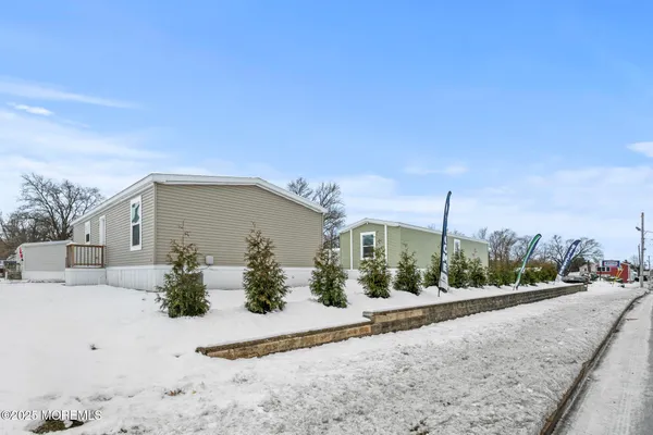 $70,000 | 17 Gary Avenue, Keansburg, NJ 07734