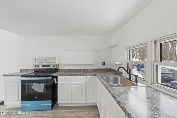 $70,000 | 17 Gary Avenue, Keansburg, NJ 07734