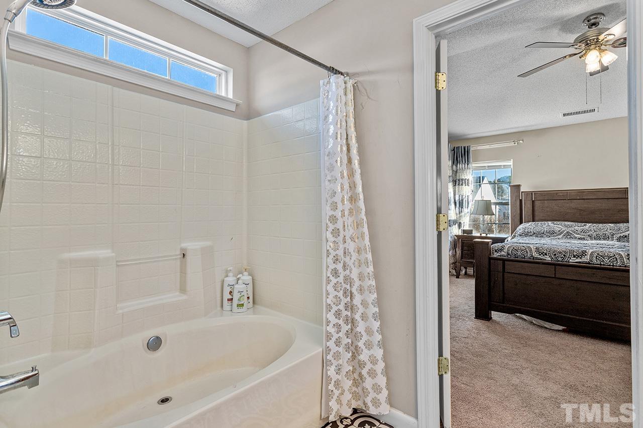 5716 Enoree Lane Raleigh, NC 27616 - Photo 21 of 28 Master bath Garden Tub