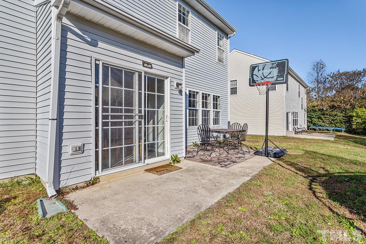 5716 Enoree Lane Raleigh, NC 27616 - Photo 5 of 28 Gallery Image 5