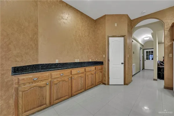 a view of a hallway with closet