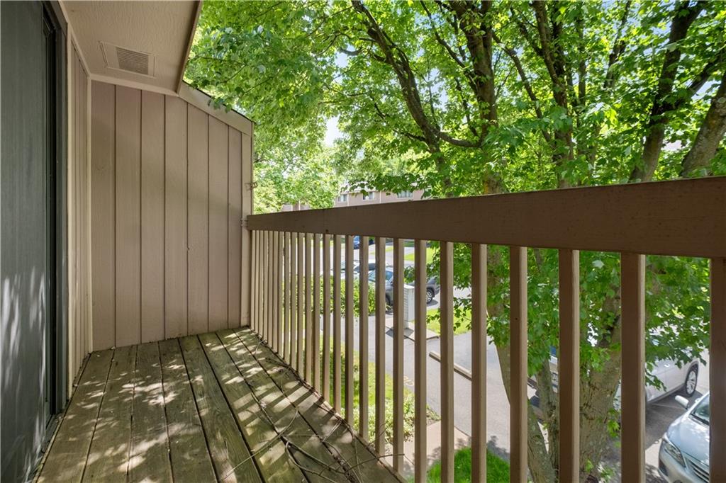 3140 Laurel Ridge Circle Bridgeville, PA 15017 - Photo 19 of 34 Gallery Image 19