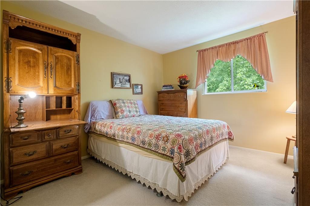3140 Laurel Ridge Circle Bridgeville, PA 15017 - Photo 22 of 34 Gallery Image 22
