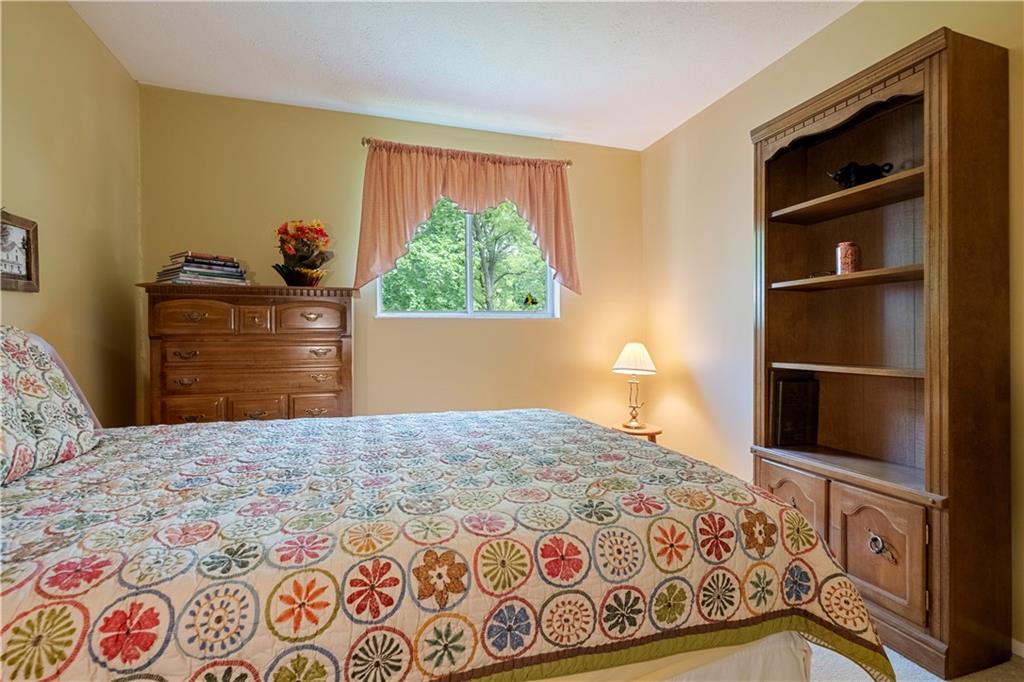 3140 Laurel Ridge Circle Bridgeville, PA 15017 - Photo 23 of 34 Gallery Image 23