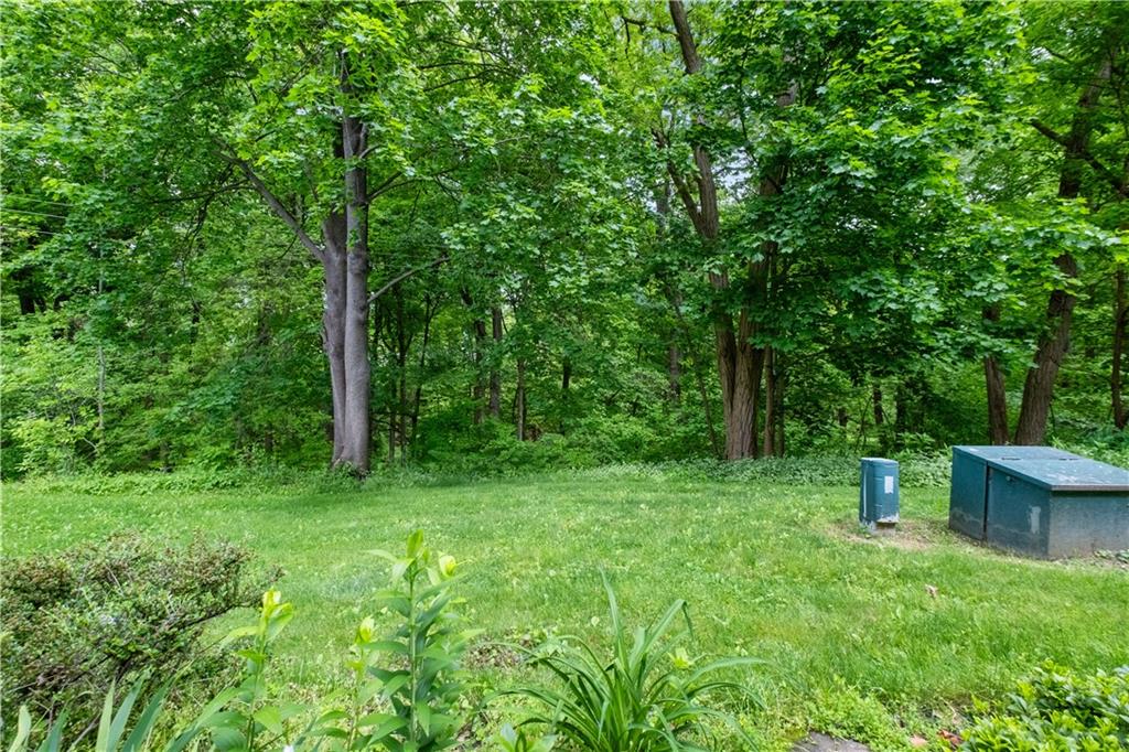 3140 Laurel Ridge Circle Bridgeville, PA 15017 - Photo 30 of 34 Gallery Image 30