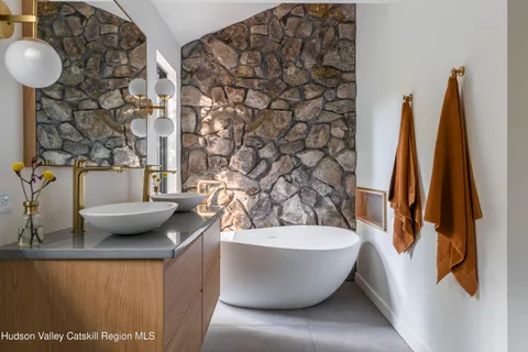 $1,195,000 | 520 Plutarch Road, New Paltz, NY 12561