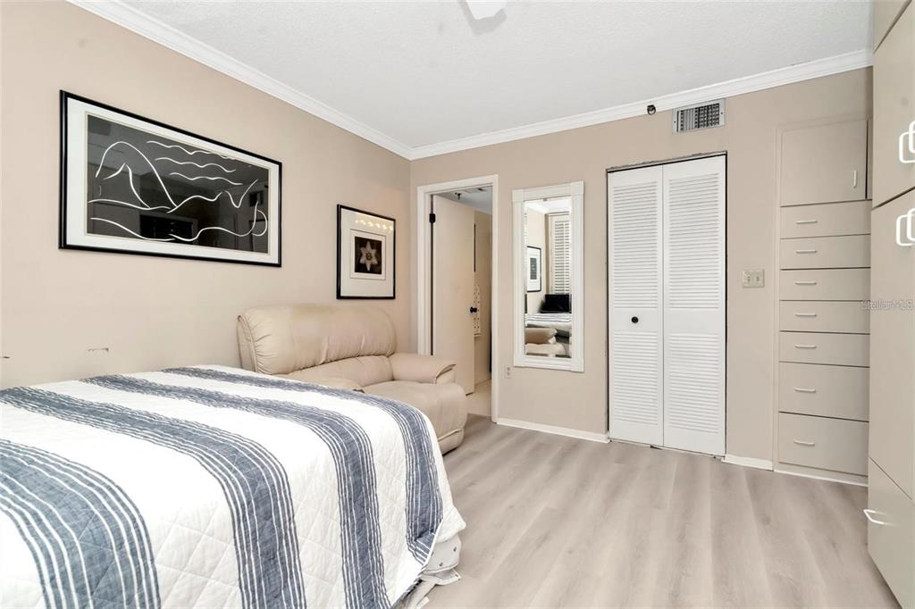 15462 Gulf Boulevard, Unit 508 Madeira Beach, FL 33708 - Photo 25 of 33