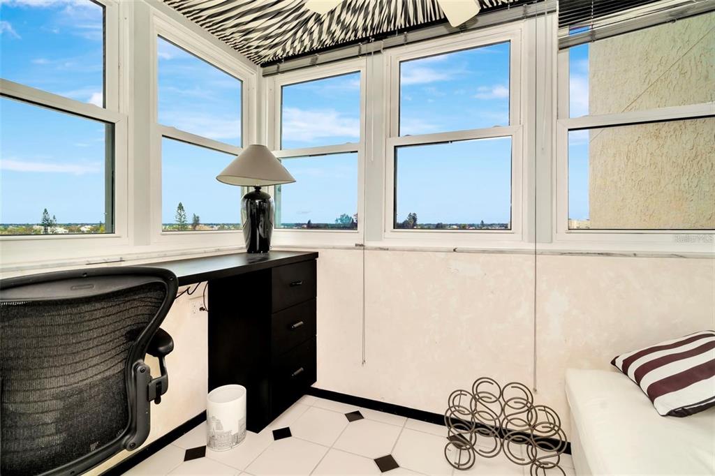 15462 Gulf Boulevard, Unit 508 Madeira Beach, FL 33708 - Photo 6 of 33