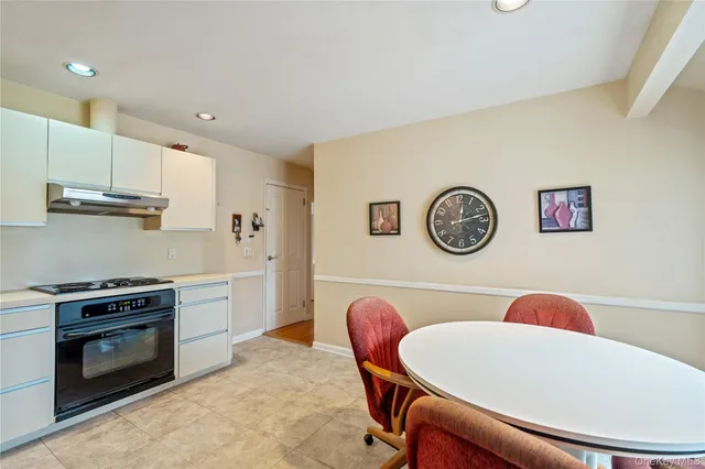 $800,000 | 2046 Hancock Avenue, North Bellmore, NY 11710