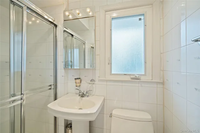 $800,000 | 2046 Hancock Avenue, North Bellmore, NY 11710