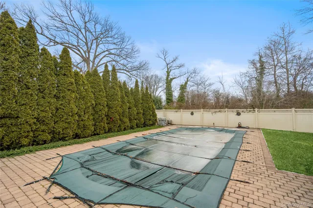 $800,000 | 2046 Hancock Avenue, North Bellmore, NY 11710