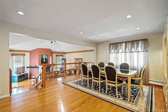 $800,000 | 2046 Hancock Avenue, North Bellmore, NY 11710