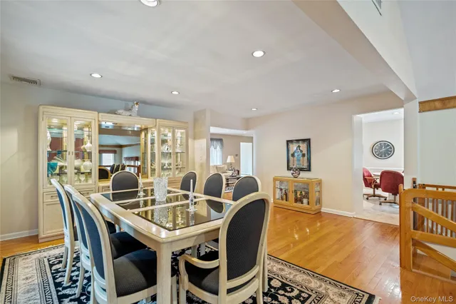 $800,000 | 2046 Hancock Avenue, North Bellmore, NY 11710