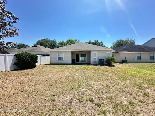 $2,300 | 3732 Briar Lane, Orange Park, FL 32065