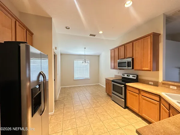 $2,300 | 3732 Briar Lane, Orange Park, FL 32065