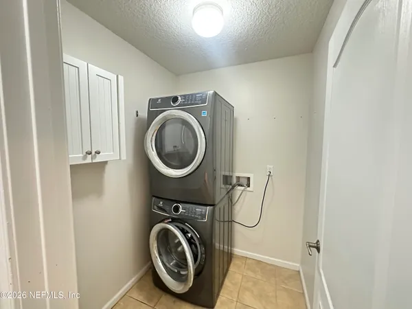 $2,300 | 3732 Briar Lane, Orange Park, FL 32065