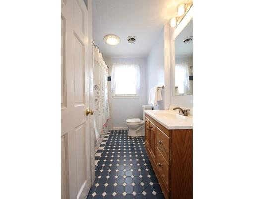 12 Verbena Road Billerica, MA 01821 - Photo 23 of 29 Gallery Image 23
