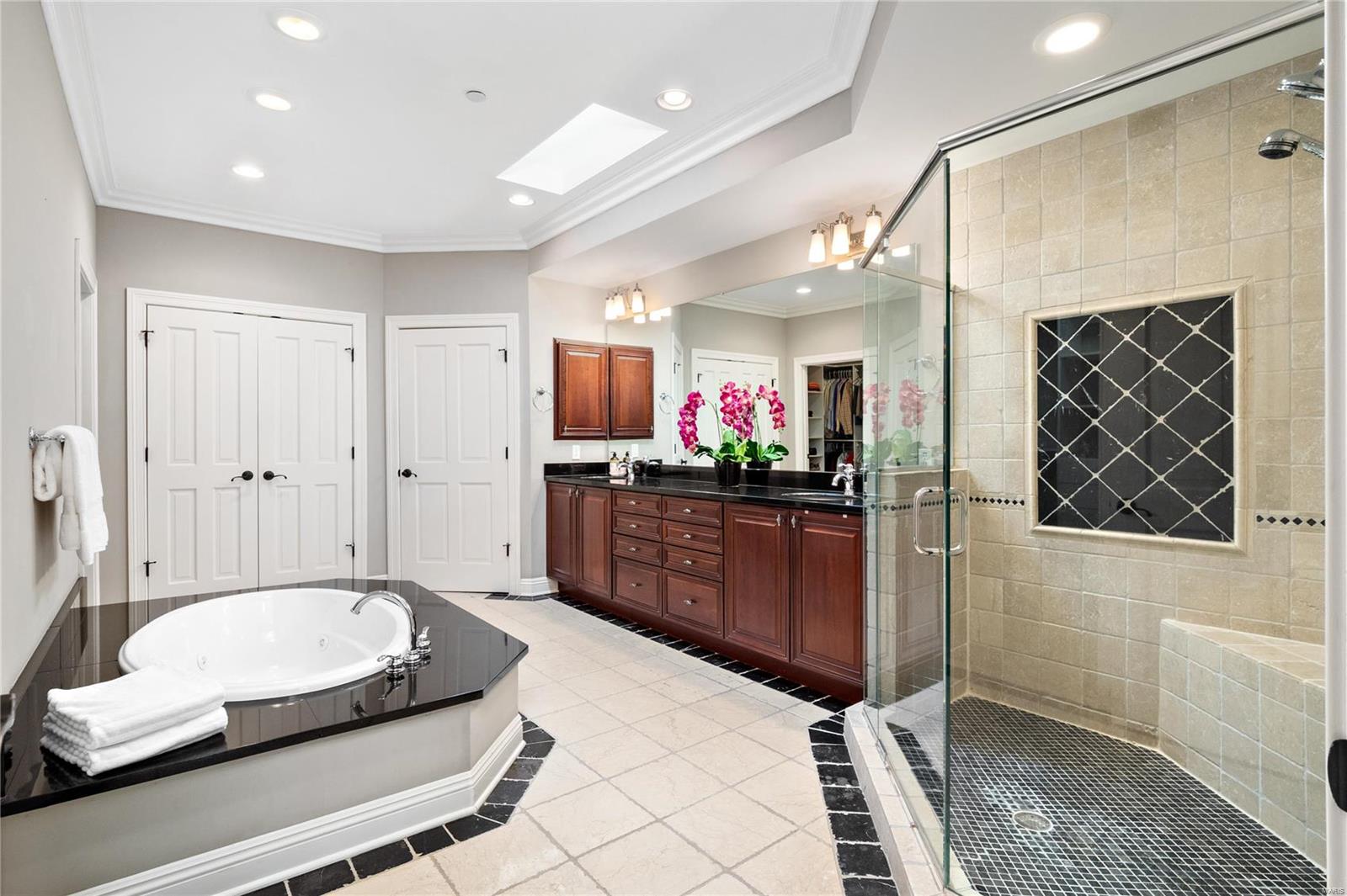 12420 Rott Road, Unit 3B St. Louis, MO 63127 - Photo 16 of 25 Gallery Image 16