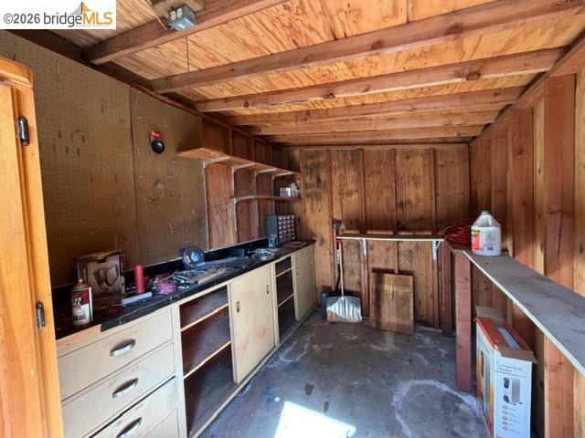 14192 Tuolumne Road, Unit 31 Sonora, CA 95370 - Photo 10 of 11 a utility room with cabinets