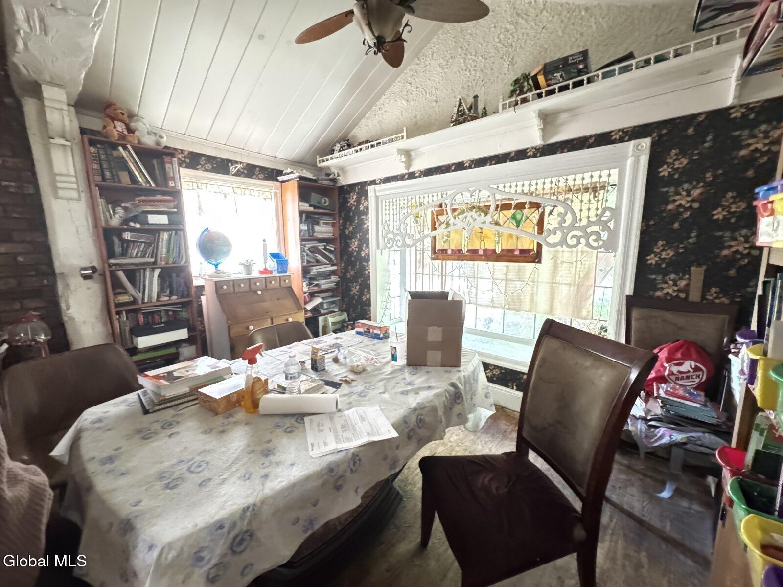 32 Ray Street Niskayuna, NY 12309 - Photo 17 of 33 Photo Sep 08 2025, 12 25 32 PM